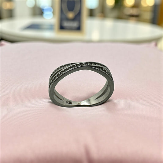 Midnight Intertwine Ring