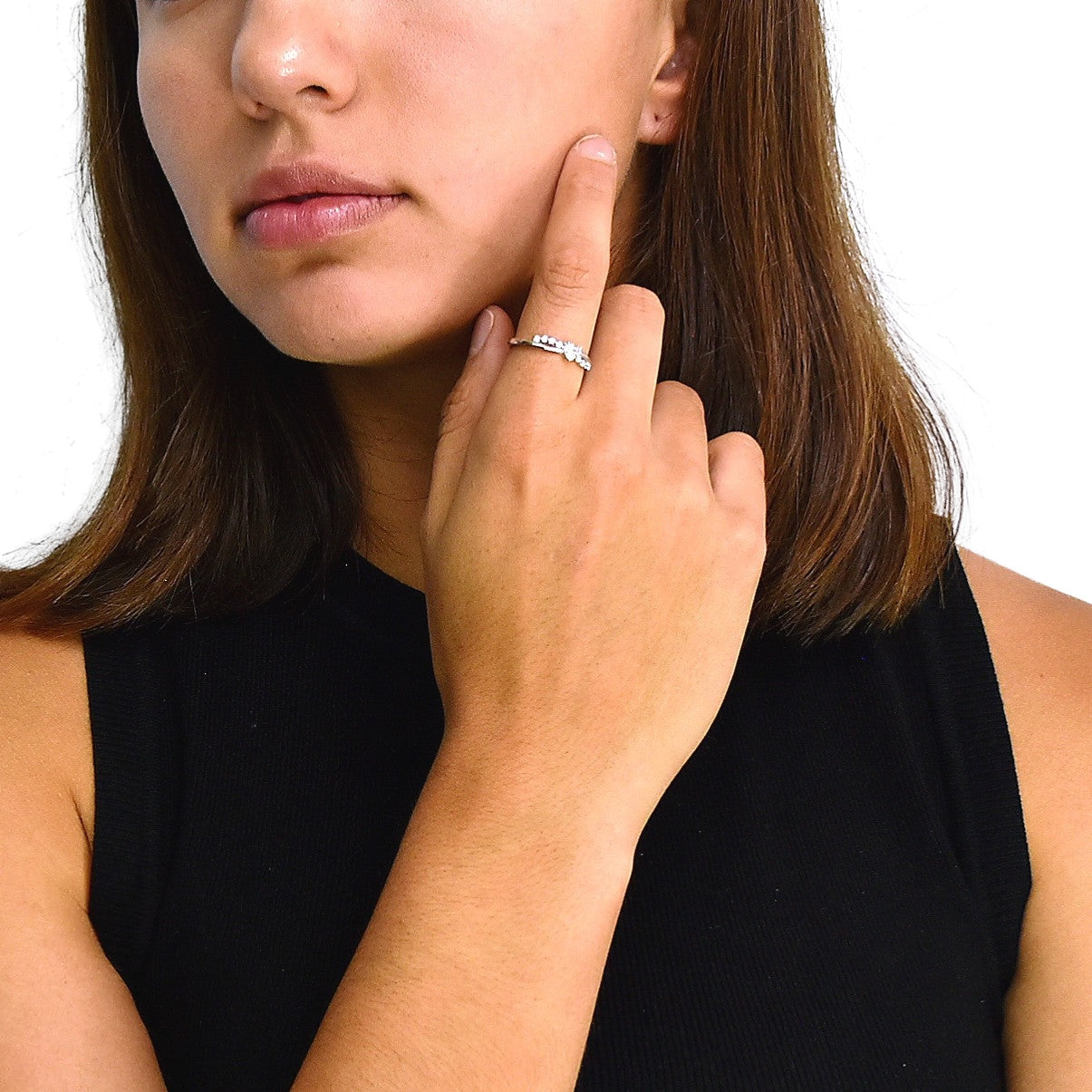 Solitaire stříbrný prsten se zirkonovým nekonečným srdcem