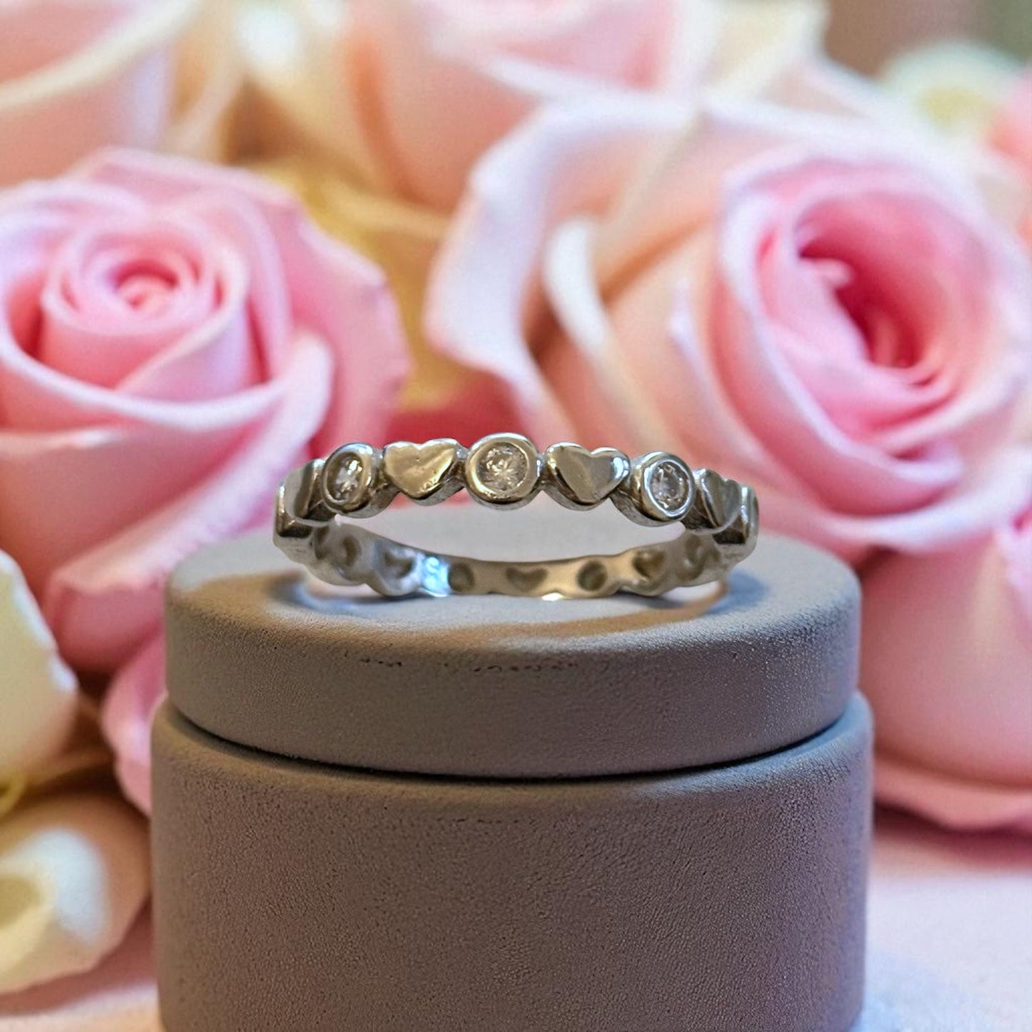 Amour Eternity Silver Ring